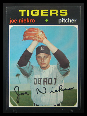 1971 Topps Joe Niekro #695