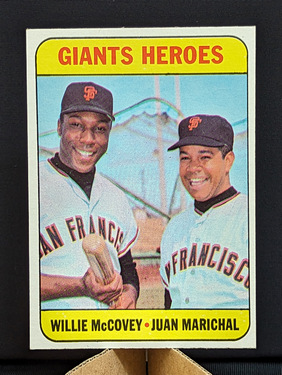 1969 Topps Giant Heroes #572